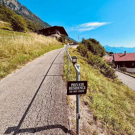 Luna - Alpine By Brienz Niederried bei Interlaken